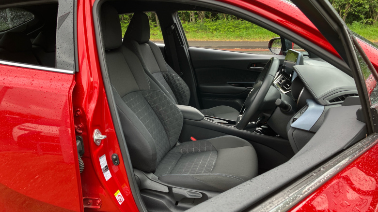 Toyota C-HR 1.8 Hybrid Design 5dr CVT Hybrid Hatchback